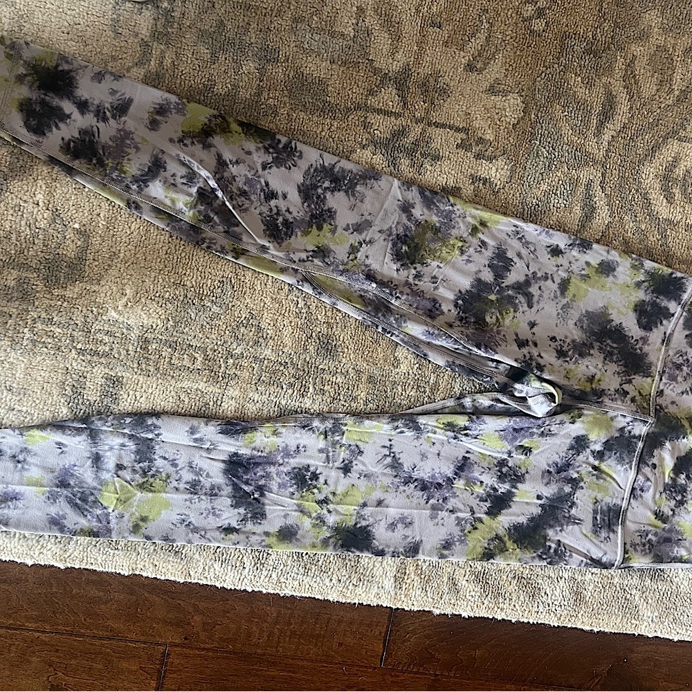 Lululemon align size 8